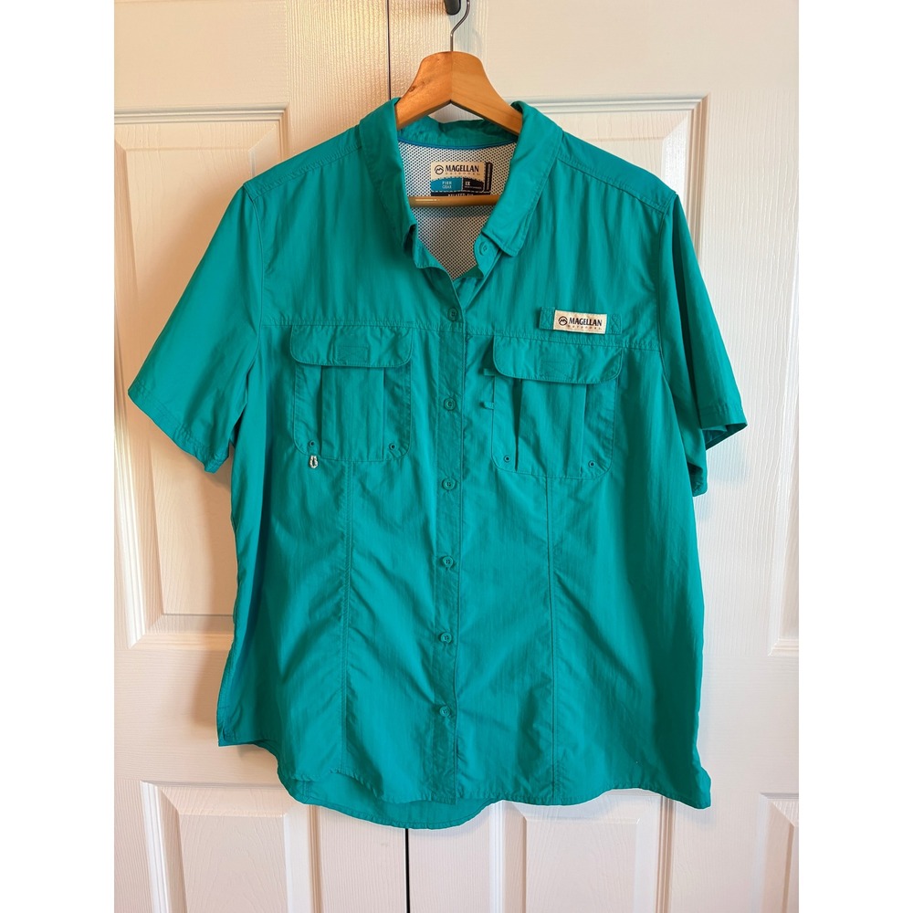 Magellan Outdoors Womens 1X Teal Fish Gear Shirt Short Sleeve Fishing Top Vent